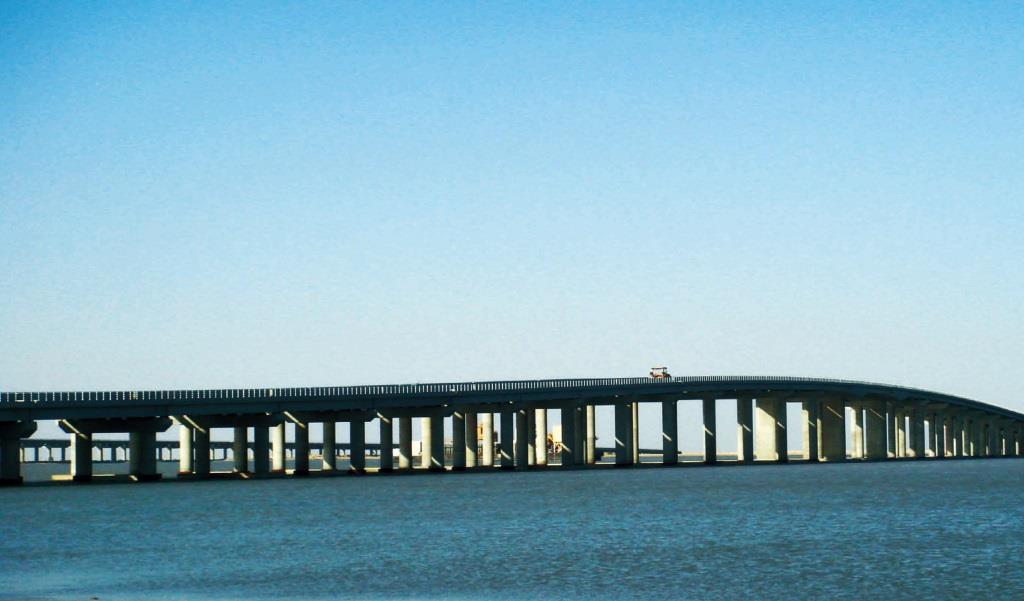 科威特巴比延岛大桥